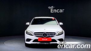 Mercedes-Benz C-Class C220 d 4MATIC 2021 года из Южной Кореи
