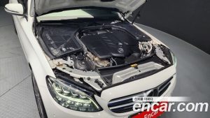 Mercedes-Benz C-Class C220 d 4MATIC 2021 года из Южной Кореи