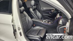 Mercedes-Benz C-Class C220 d 4MATIC 2021 года из Южной Кореи
