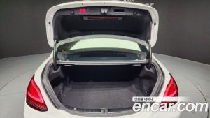 Mercedes-Benz C-Class C220 d 4MATIC 2021 года из Южной Кореи