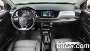 Kia Stonic 1.4 2020 года из Южной Кореи