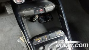 Kia Stonic 1.4 2020 года из Южной Кореи