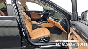 BMW 5-Series 520i Luxury 2021 года из Южной Кореи