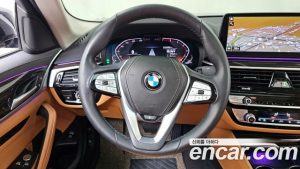 BMW 5-Series 520i Luxury 2021 года из Южной Кореи