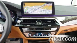 BMW 5-Series 520i Luxury 2021 года из Южной Кореи