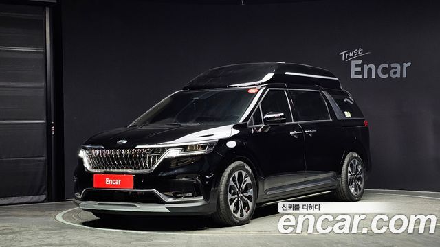 Kia Carnival Бензин 9-Seater HI-Limousine (Special Hi-End Version) 2021 года из Кореи