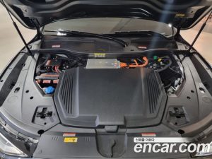 Audi e-tron S 2023 года из Южной Кореи