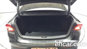 Kia K5 2020 года из Южной Кореи