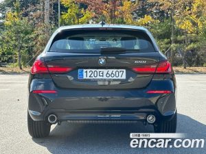 BMW 1-Series 120i Sport 2023 года из Южной Кореи