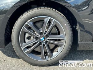 BMW 1-Series 120i Sport 2023 года из Южной Кореи