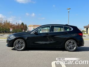 BMW 1-Series 120i Sport 2023 года из Южной Кореи