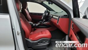 Porsche Cayenne 3.0 2023 года из Южной Кореи