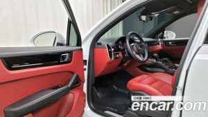 Porsche Cayenne 3.0 2023 года из Южной Кореи