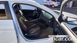 Hyundai AVANTE 1.6 2021 года из Южной Кореи