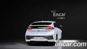 Hyundai Ioniq 1.6 HEV 2020 года из Южной Кореи