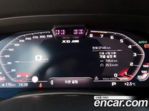 BMW X6M 4.4 Competition 2021 года из Южной Кореи