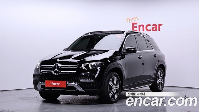 Mercedes-Benz GLE-Class GLE300d 4MATIC 2020 года из Кореи