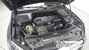 Mercedes-Benz GLE-Class GLE300d 4MATIC 2020 года из Южной Кореи