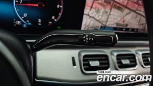 Mercedes-Benz GLE-Class GLE300d 4MATIC 2020 года из Южной Кореи