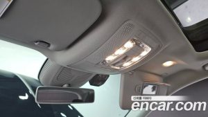 Mercedes-Benz GLE-Class GLE300d 4MATIC 2020 года из Южной Кореи