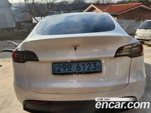 Tesla Model Y Standard RANGE 2021 года из Южной Кореи