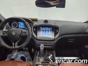 Maserati Ghibli 3.0 2020 года из Южной Кореи
