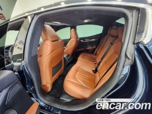 Maserati Ghibli 3.0 2020 года из Южной Кореи