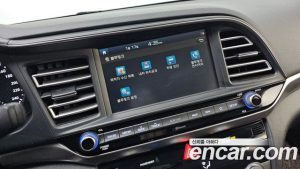 Hyundai AVANTE 1.6 2020 года из Южной Кореи