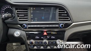 Hyundai AVANTE 1.6 2020 года из Южной Кореи
