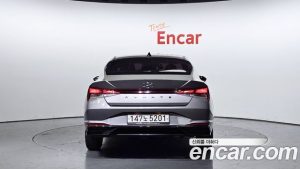 Hyundai AVANTE 1.6 2021 года из Южной Кореи