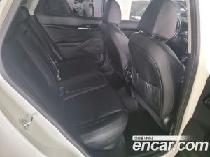 Kia Seltos Дизель 1.6 4WD 2020 года из Южной Кореи