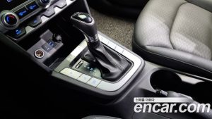 Hyundai AVANTE 1.6 2020 года из Южной Кореи