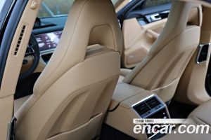 Porsche Panamera 2.9 AWD 2021 года из Южной Кореи