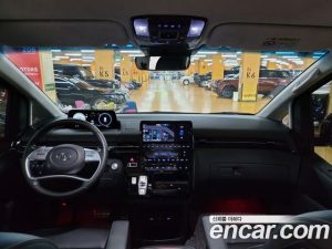 Hyundai Staria 4WD Lounge 9-Seater 2022 года из Южной Кореи