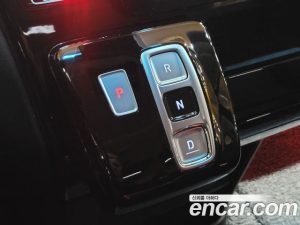 Hyundai Staria 4WD Lounge 9-Seater 2022 года из Южной Кореи