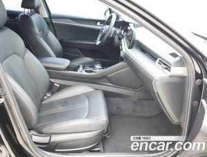 Kia K5 2.0 2020 года из Южной Кореи