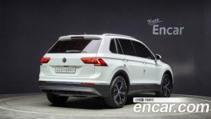Volkswagen Tiguan 2.0 TDI Prestige 2020 года из Южной Кореи