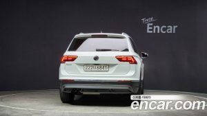 Volkswagen Tiguan 2.0 TDI Prestige 2020 года из Южной Кореи