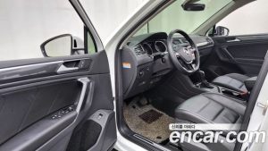 Volkswagen Tiguan 2.0 TDI Prestige 2020 года из Южной Кореи