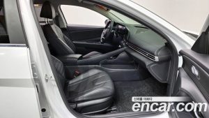 Hyundai AVANTE 1.6 2021 года из Южной Кореи