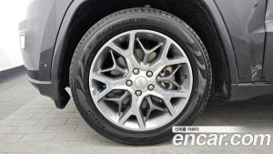 Jeep Cherokee 3.6 Overland 2021 года из Южной Кореи