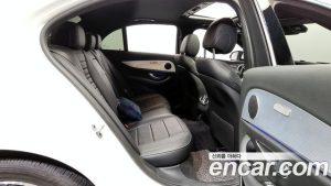 Mercedes-Benz E-Class E250 Avantgarde 2020 года из Южной Кореи