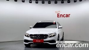 Mercedes-Benz E-Class E250 Avantgarde 2020 года из Южной Кореи