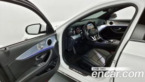 Mercedes-Benz E-Class E250 Avantgarde 2020 года из Южной Кореи