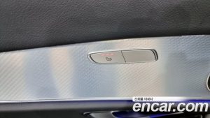 Mercedes-Benz E-Class E250 Avantgarde 2020 года из Южной Кореи