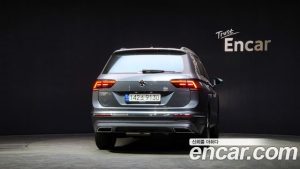 Volkswagen Tiguan 2.0 TDI Prestige 2020 года из Южной Кореи