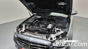 Mercedes-Benz E-Class E250 Exclusive 2021 года из Южной Кореи