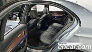 Mercedes-Benz E-Class E250 Exclusive 2021 года из Южной Кореи