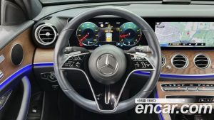 Mercedes-Benz E-Class E250 Exclusive 2021 года из Южной Кореи