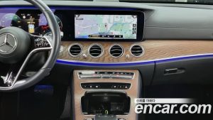 Mercedes-Benz E-Class E250 Exclusive 2021 года из Южной Кореи